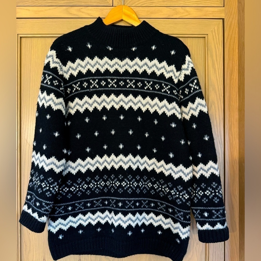 Vintage Liz Claiborne Petite Wool Mock Neck Sweater / Pullover / Petite